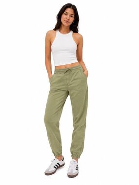 GAP Light Army Green Jogger Pants Size Small Drawstring Utility Casual